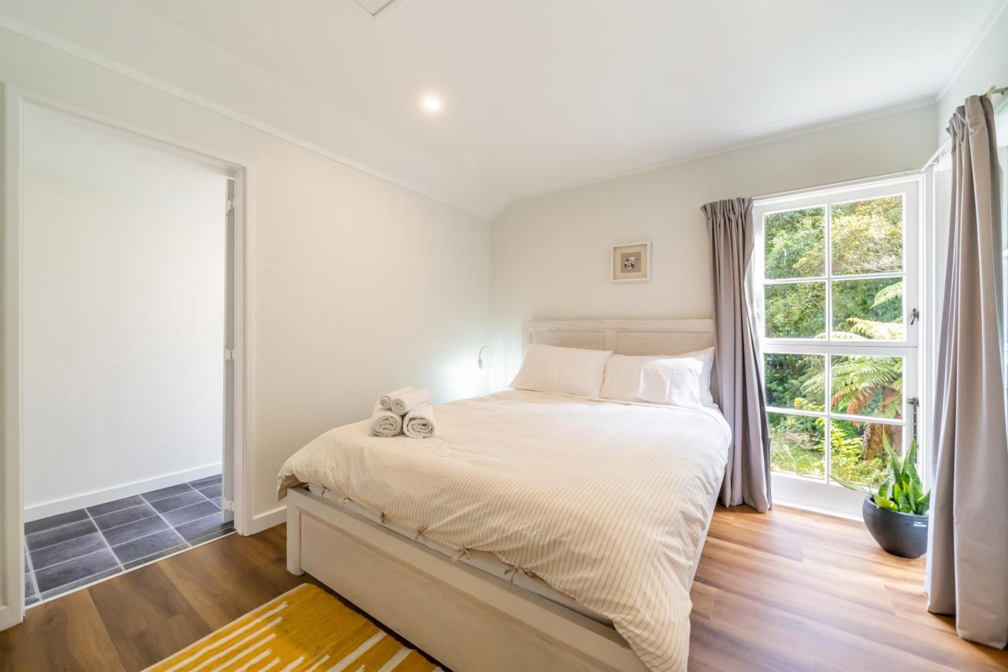 Pinehaven Cottage Upper Hutt Exterior foto